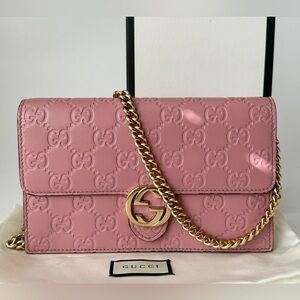 Gucci Pink Embossed Leather Chain Bag